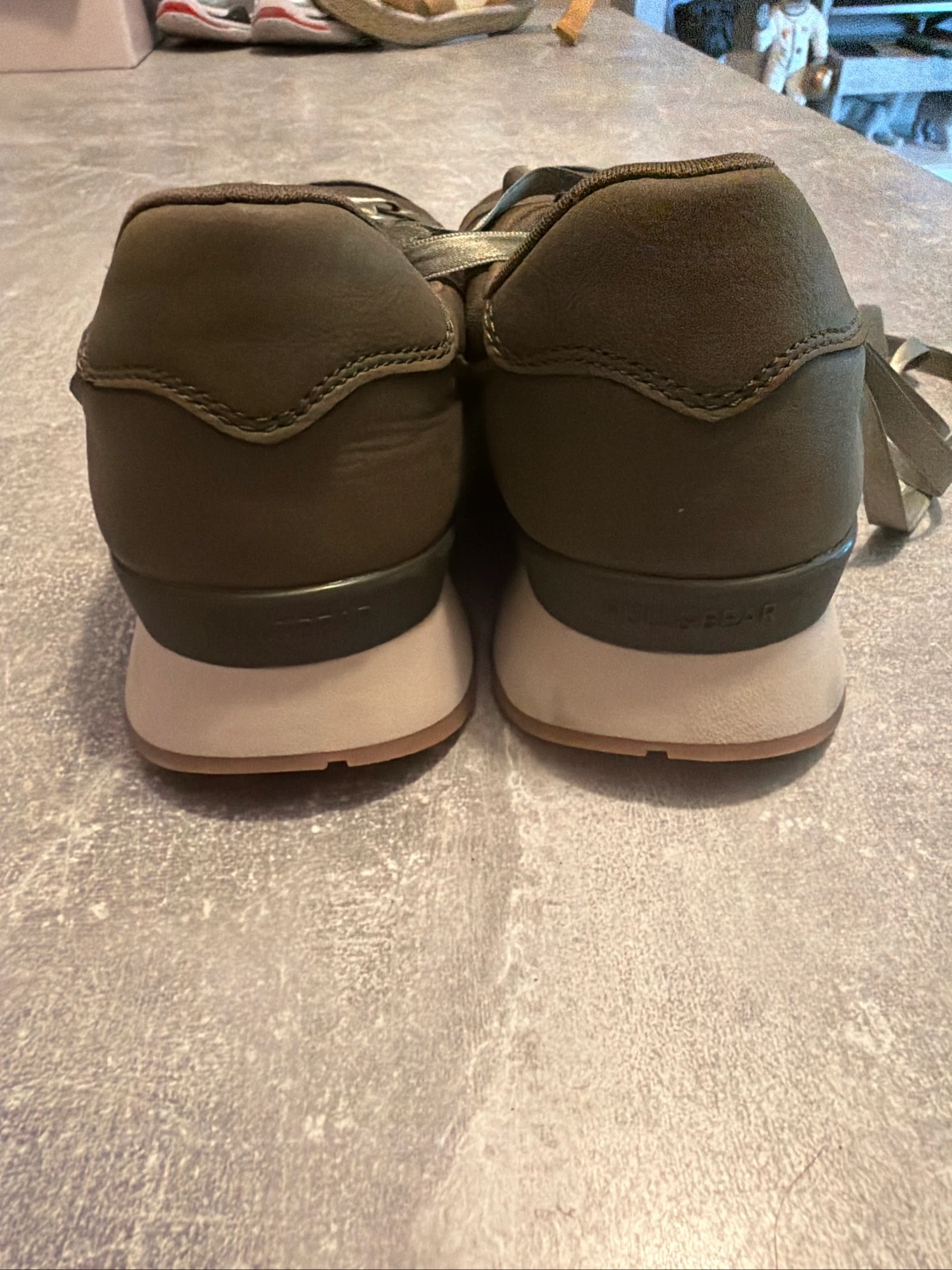 Chaussure pull&bear kaki taille 39 neuf – photo 2
